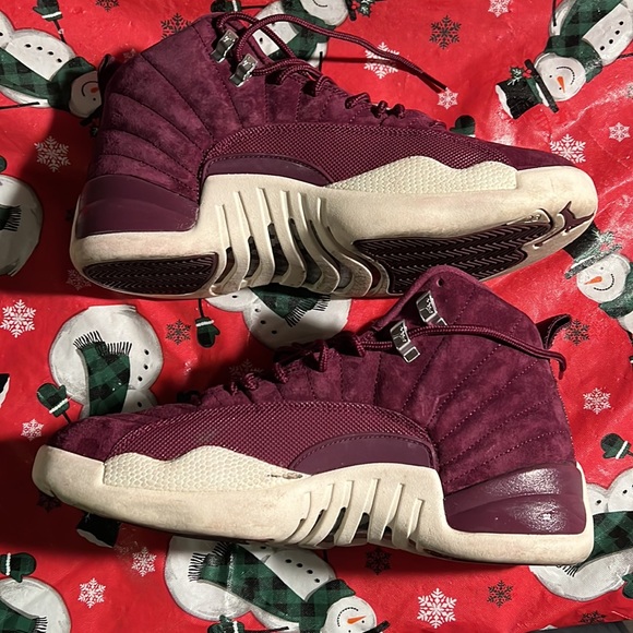 2017
Air Jordan 12 Retro 'Bordeaux' - Picture 2 of 7
